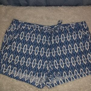 Gap Patterned Shorts